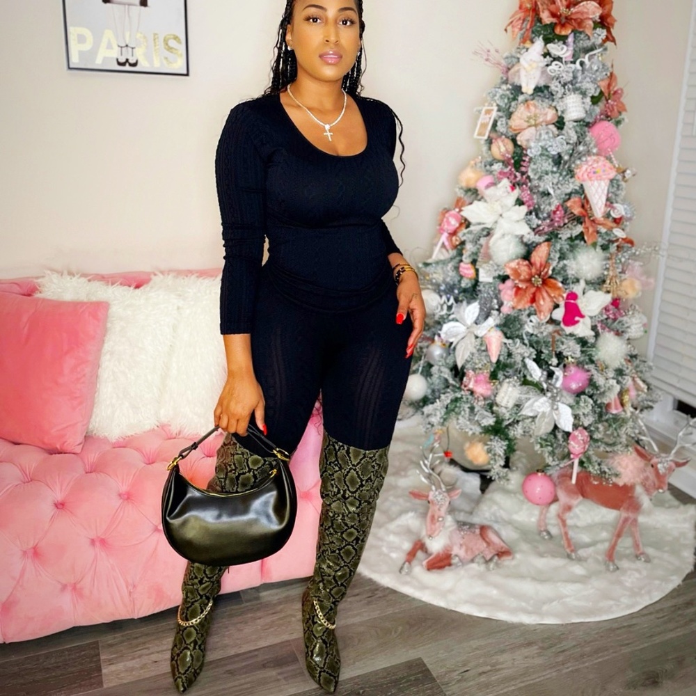 2 Piece Legging Set Must Have